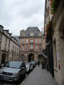 main entry to Place des Vosges