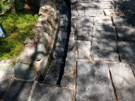 Many of the pathways had spring water running alongside