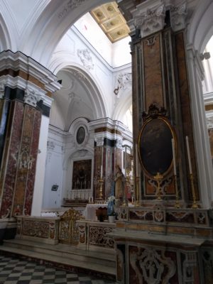 Santa Maria di Loreto interior