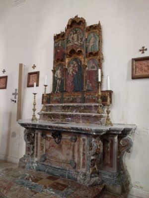 A shrine along one of the interior walls