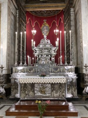 The alter in the "silver" chapel