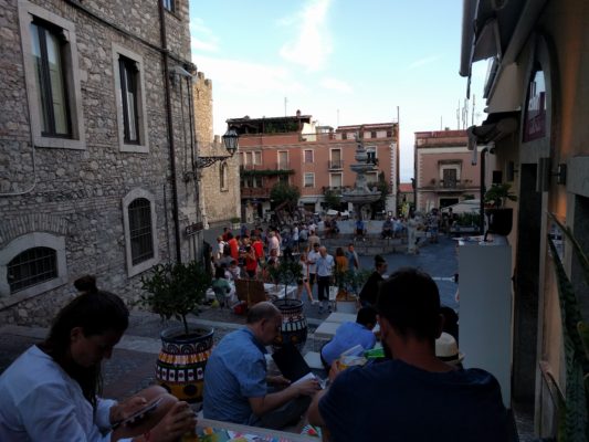 View from Daquiri down the steps into the main piazza