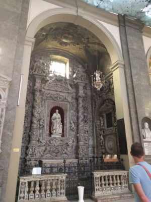 An ornately carved side chapel