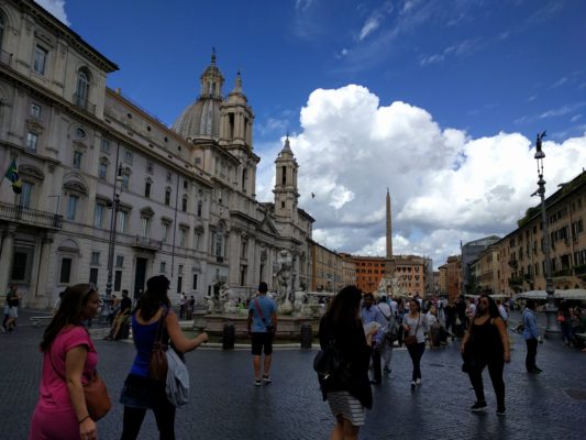 This is a huge piazza with lots of activity