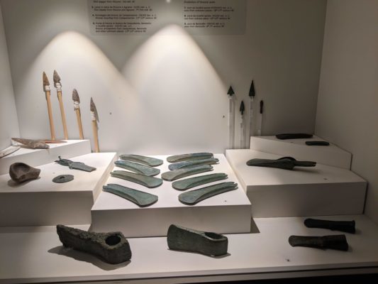 Arrow heads, daggers, blades, and axe heads from 3rd millennium BC through 7th century BC