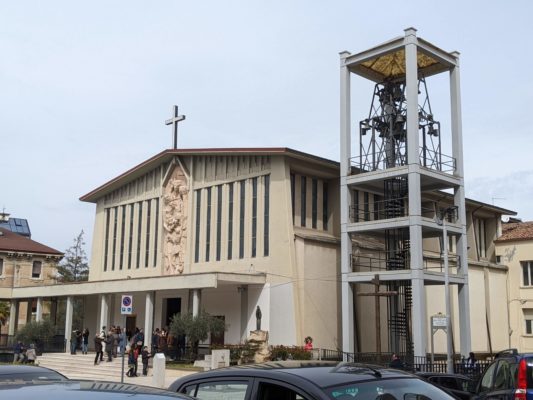 This church looks like it was built in the '60s, I like the open-air bell tower