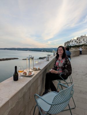 this was our "drinks with a view" in Vieste where the restaurant owners commandeered the town's retaining wall and used it as a cocktail table