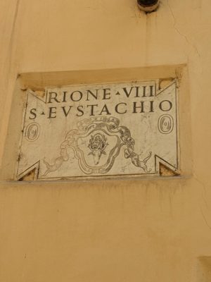 the plaque for district VIII (eighth)